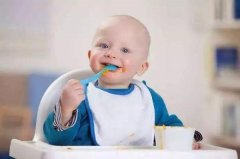 儿科医生告诉你：6～12 个月宝宝辅食怎么加？