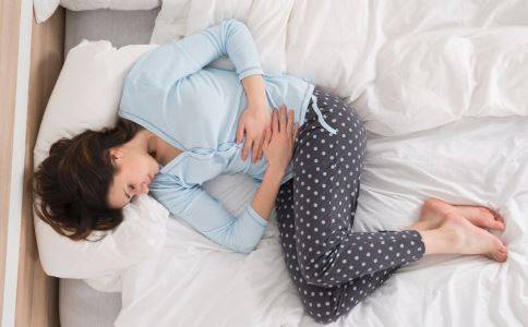孕初期为什么会腹痛 分两个方面